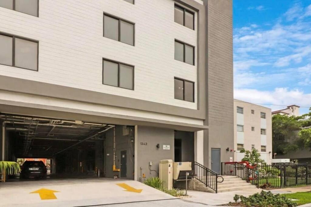 Stylish 2br Retreat Mins To Wynwood And Brickell Apartment *