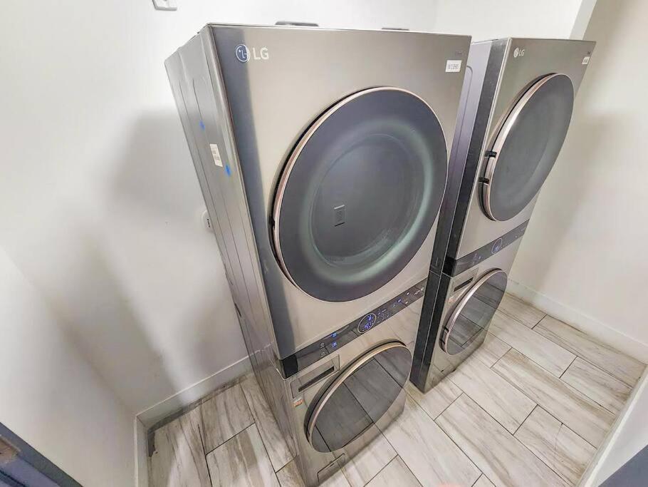 Stylish 2br Retreat Mins To Wynwood And Brickell Apartment *
